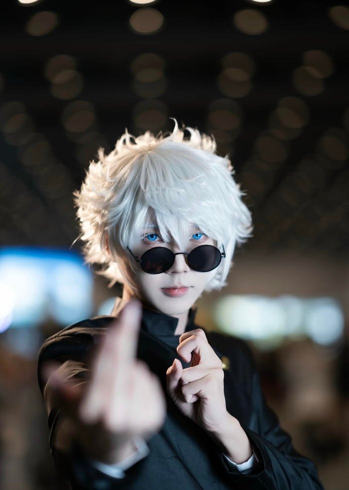 ảnh cosplay Gojo chân thật