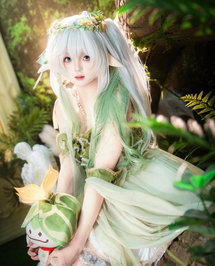 ảnh cosplay Nahida anime nữ