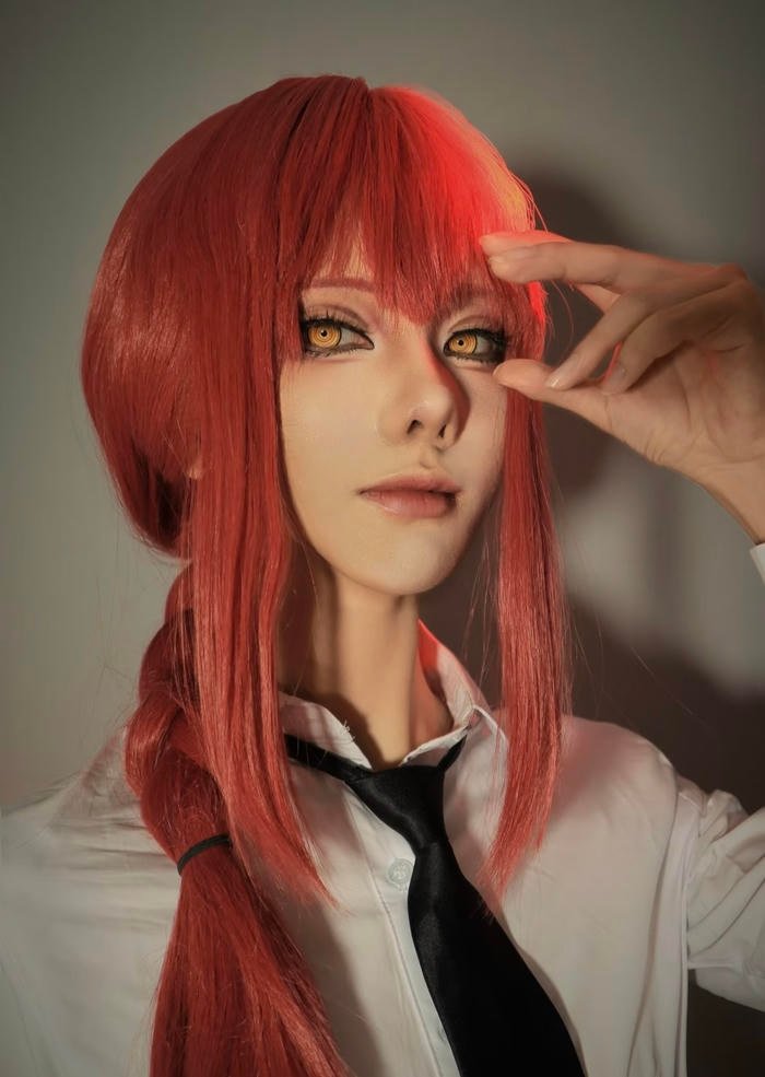 cosplay Makima áo sơ mi trắng