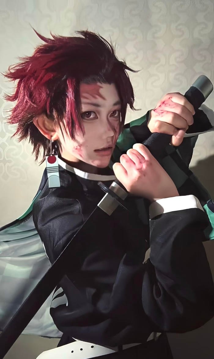 cosplay Tanjiro anime creative