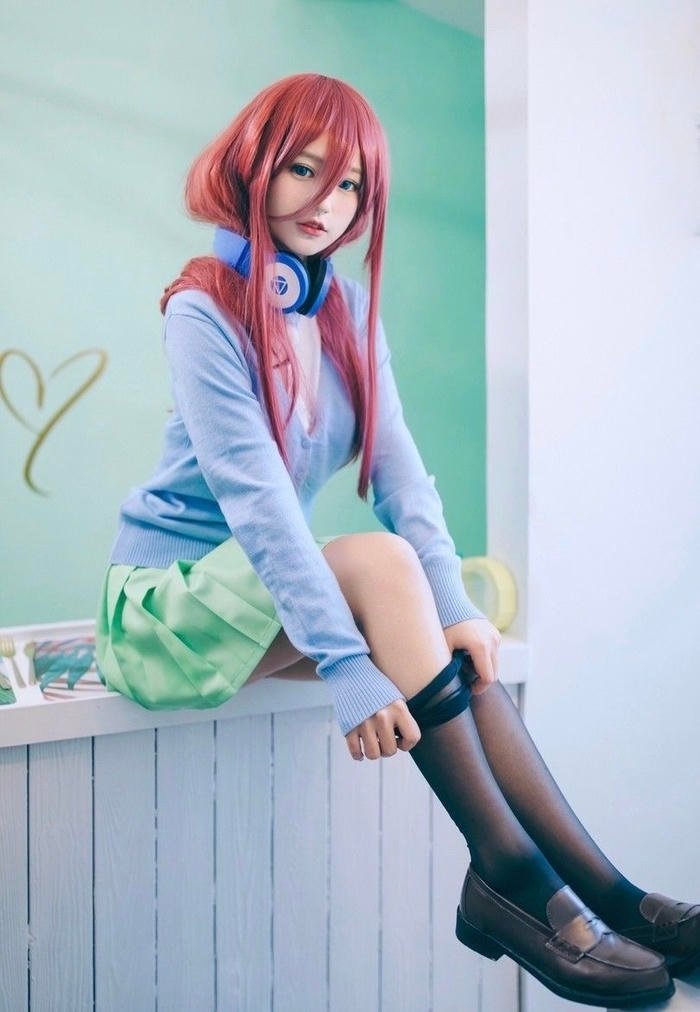 hình Miku Nakano cosplay dễ thương