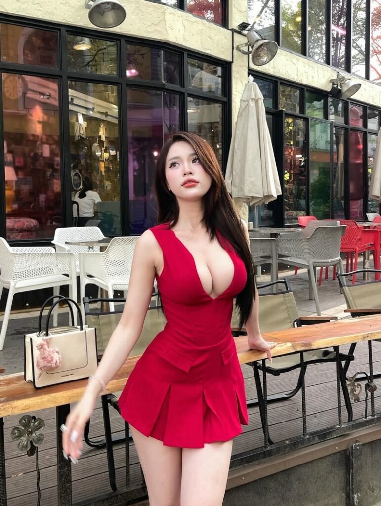 Ảnh khe vú đẹp nhất