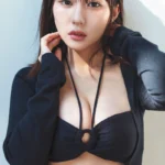 Hình khe vú tươi tắn rực rỡ