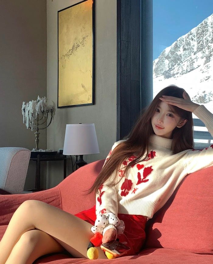 Ảnh gái xinh 2k với phong cách nhẹ nhàng cuốn hút