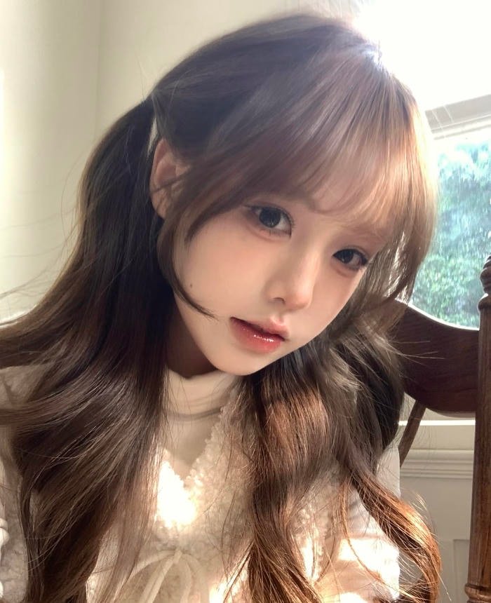 Ảnh gái xinh 2k với vẻ ngoài rạng rỡ nổi bật