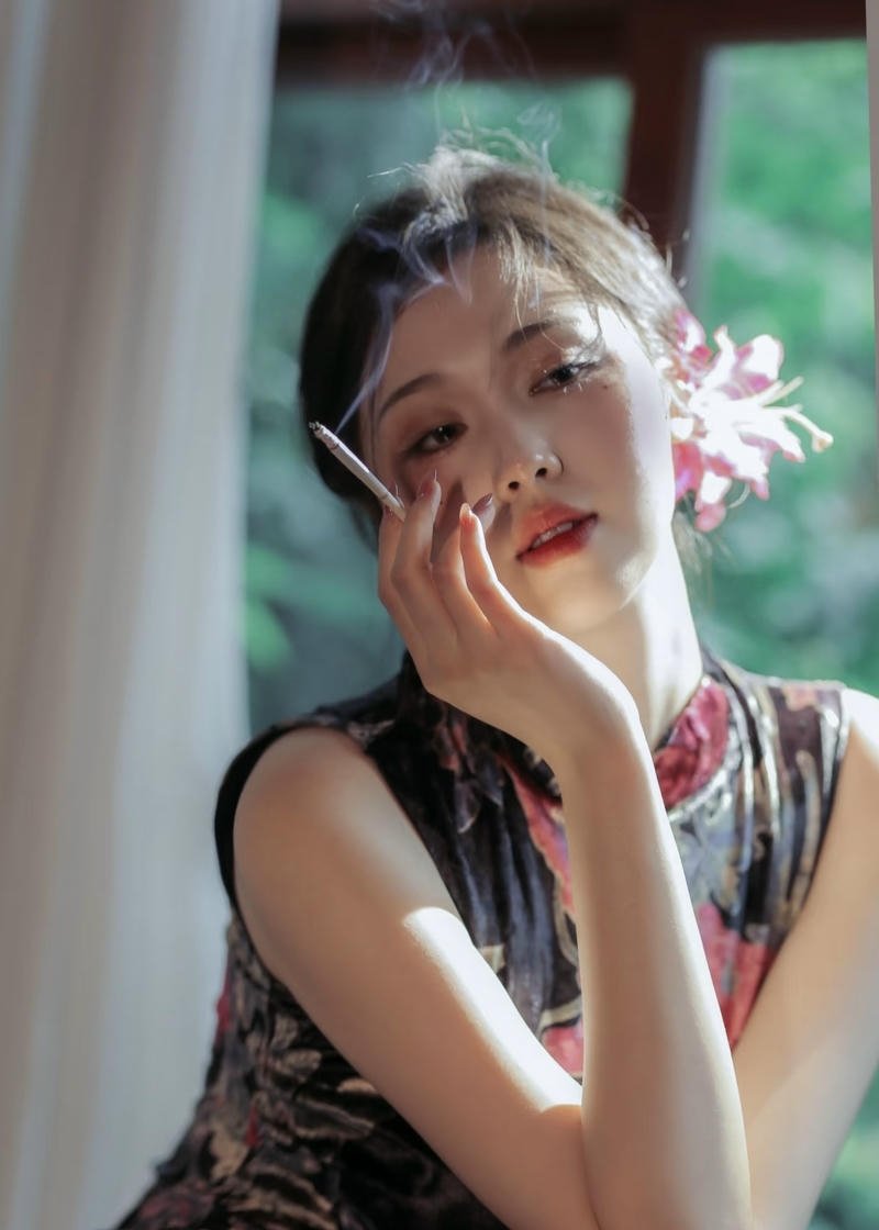 Ảnh gái xinh douyin với khuôn mặt thanh mảnh nổi bật