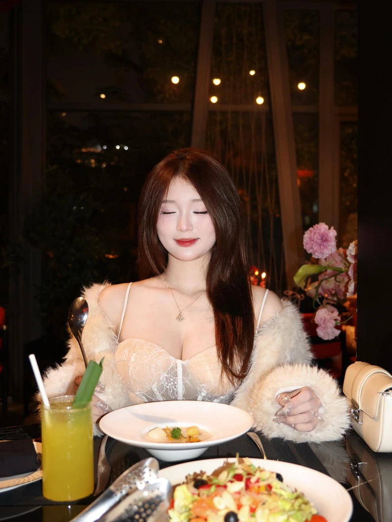 Ảnh sex Bình An xinh đẹp quyến rũ