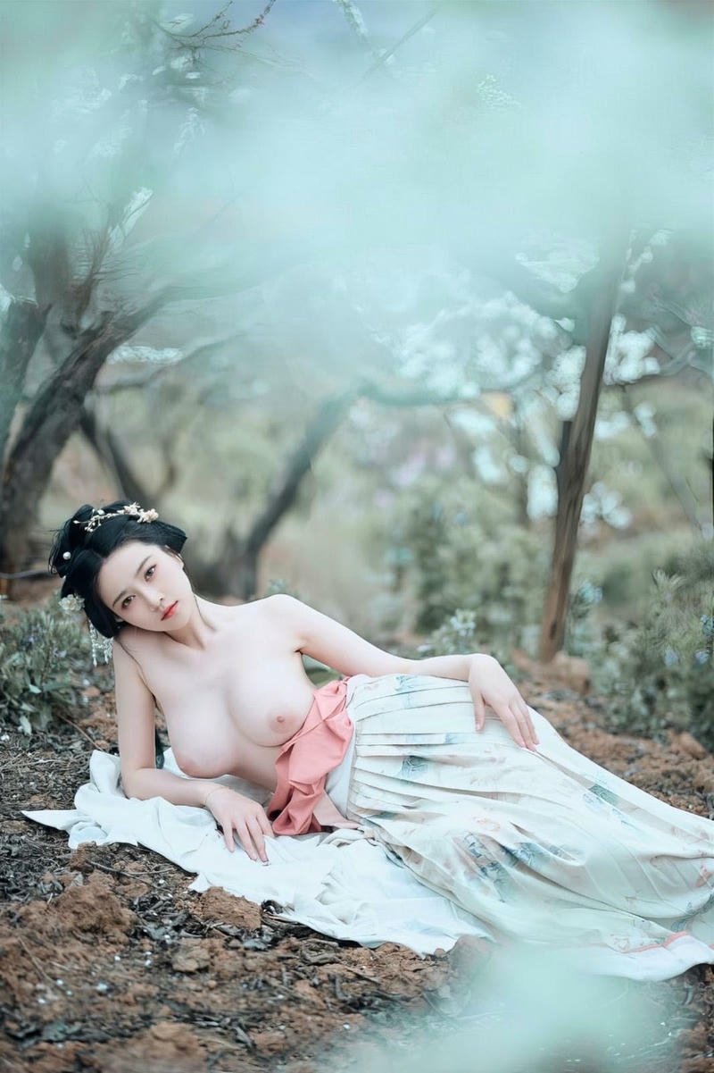 Ảnh sex cổ trang cung nữ thoát y