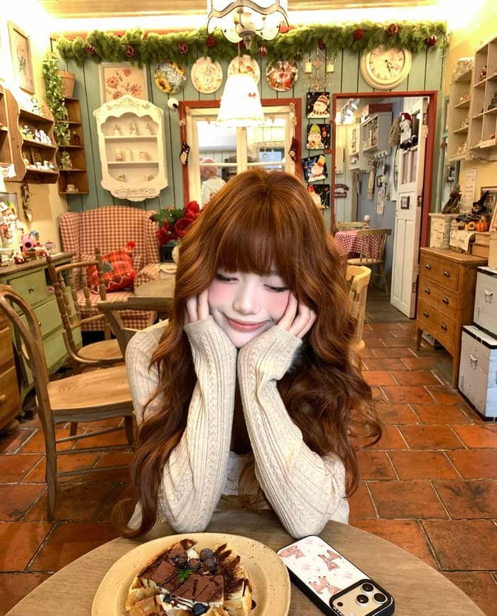 Bức ảnh gái xinh 2k9 biểu cảm đáng yêu đúng độ tuổi thiếu niên