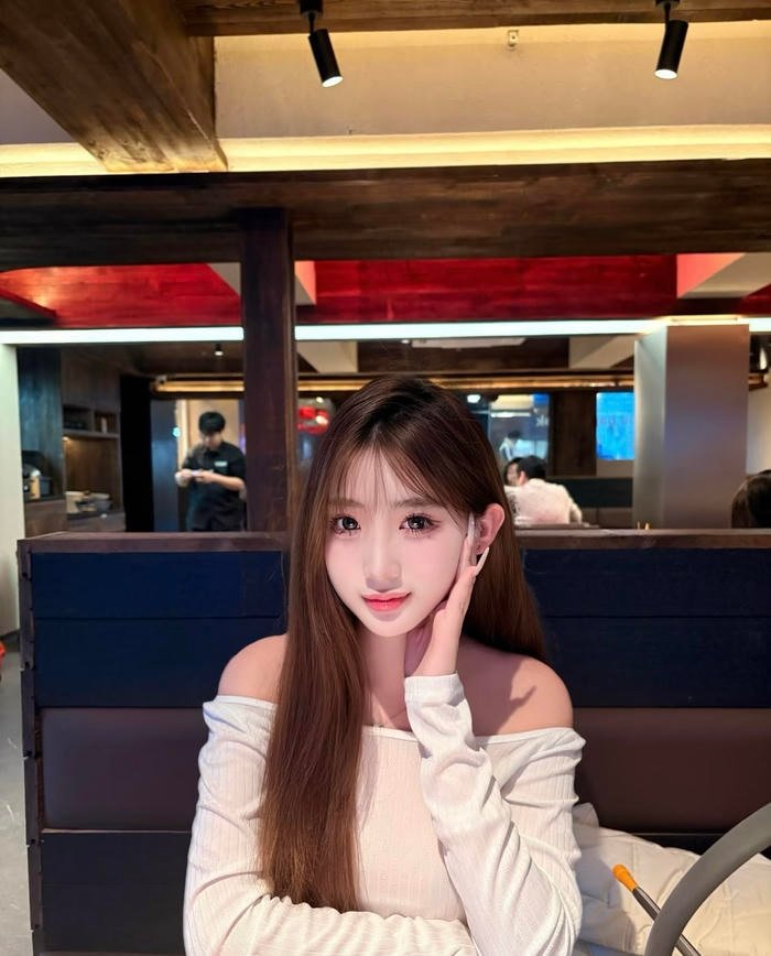 Bức ảnh gái xinh 2k9 khuôn mặt thân thiện tạo thiện cảm tự nhiên