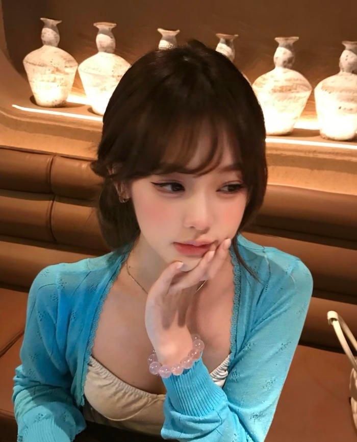 Bức hình gái xinh 2k4 cho thấy diện mạo chụp chân dung