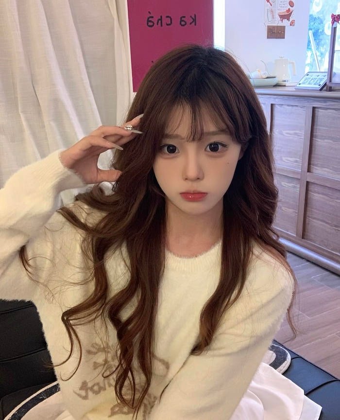 Bức hình gái xinh 2k8 vẻ ngoài xinh xắn phù hợp hình ảnh học đường