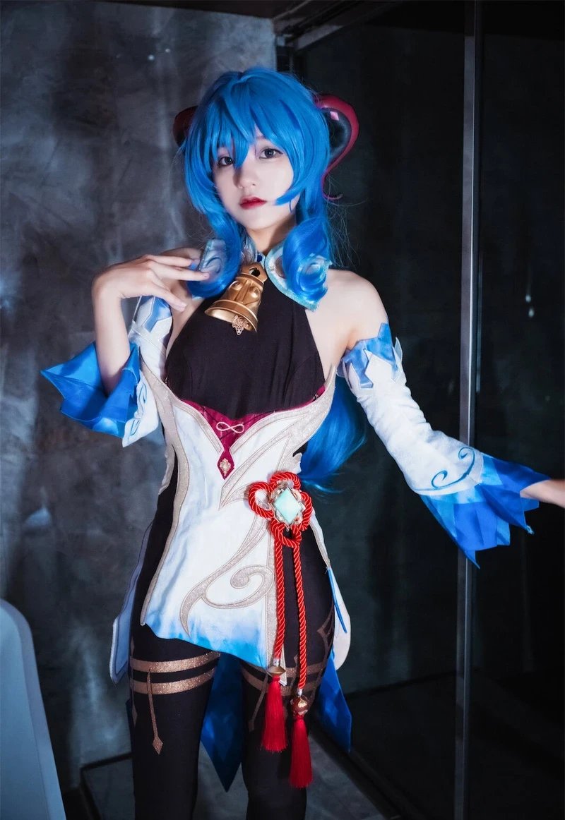 Cosplay hình nude lôi cuốn đam mê