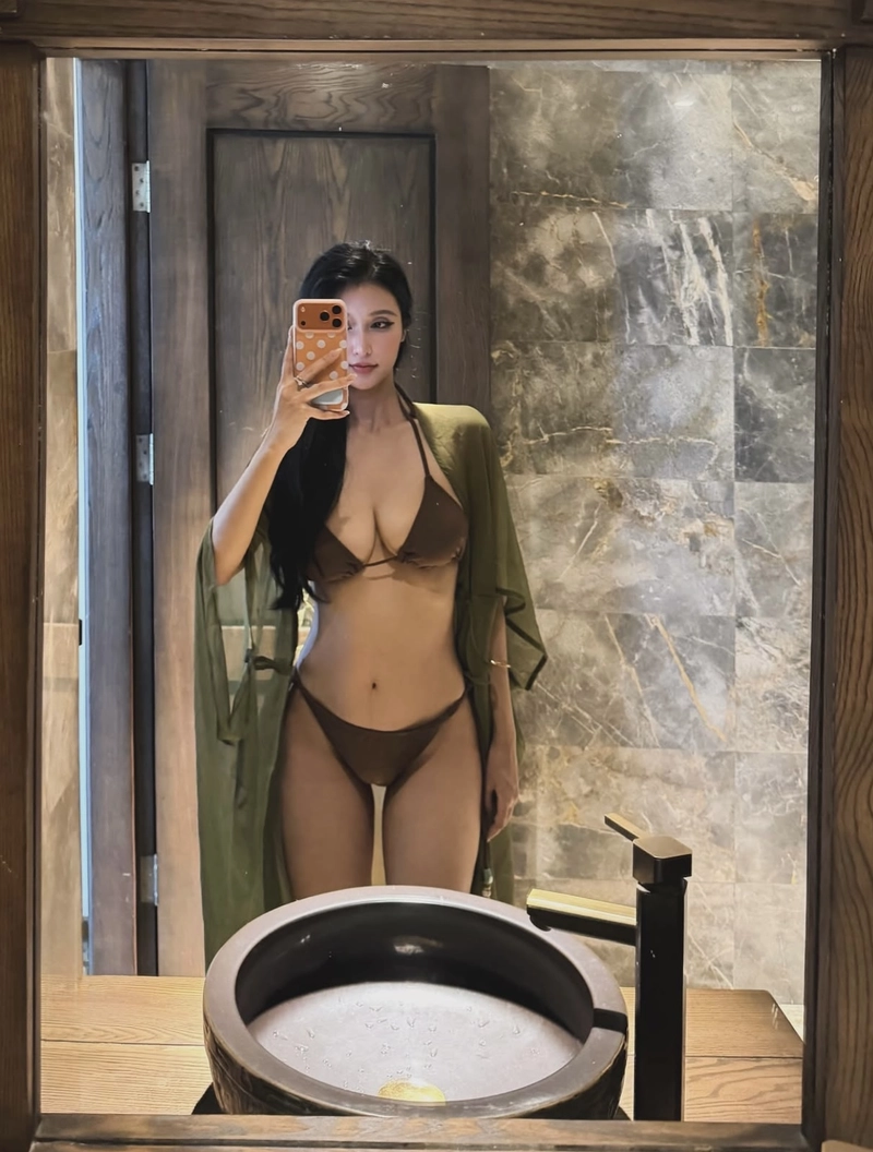 Gái teen sex lột đồ dâm đãng