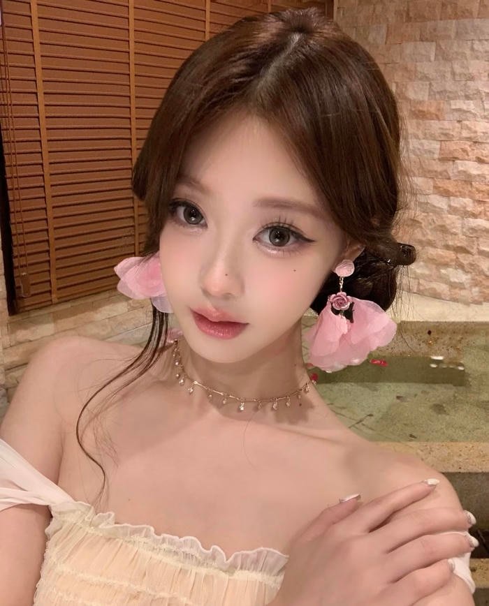 Gái xinh 2k11 mang lại cảm giác thân thiện tự nhiên