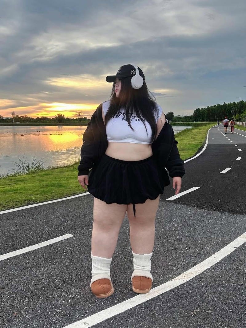 Hình Sex Chubby Sục Sôi Mũm Mĩm