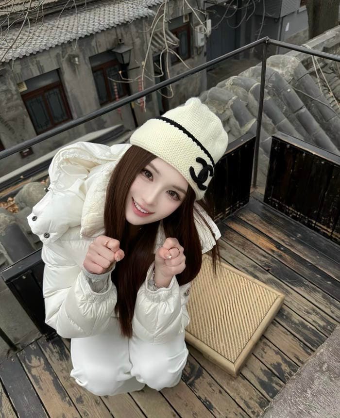 Hình ảnh gái xinh 2k11 biểu hiện sự hồn hậu rất gần gũi