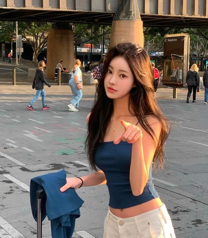 Hình ảnh gái xinh 2k4 cho thấy vẻ ngoài trẻ trung