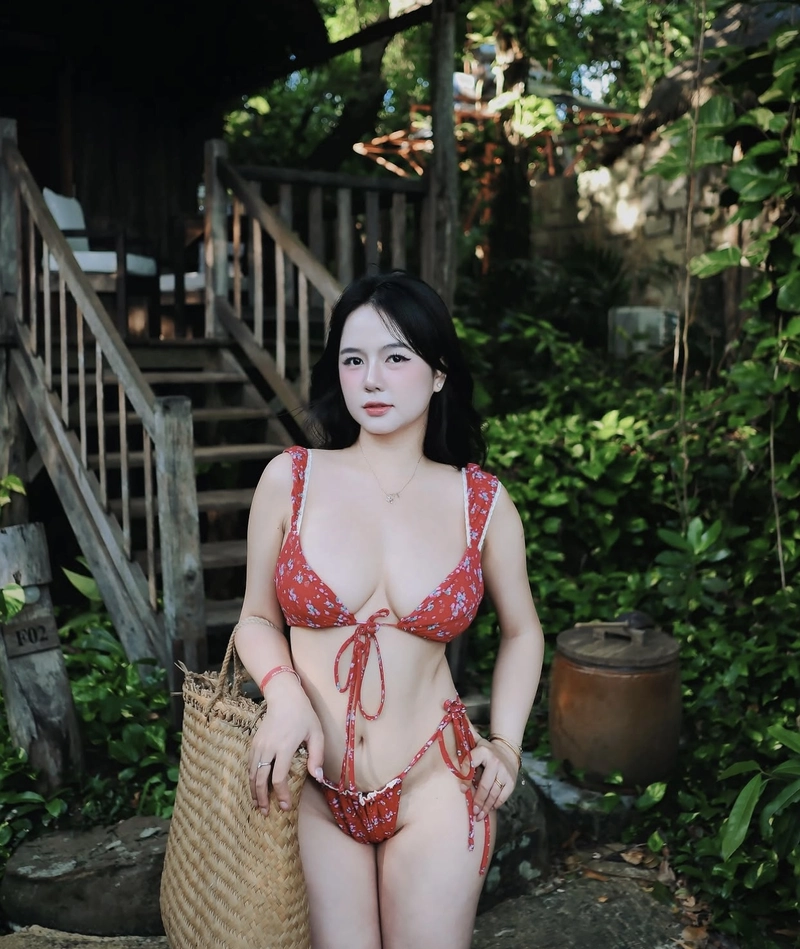 Hình ảnh sex gái teen ngực to