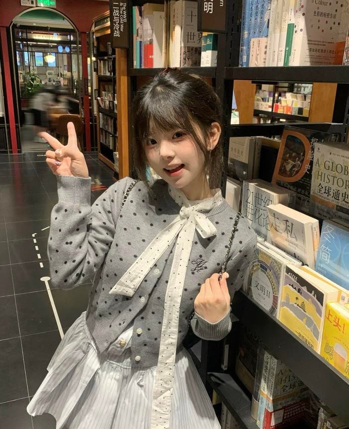 Hình gái xinh 2k7 ghi lại hoạt động cá nhân giản đơn