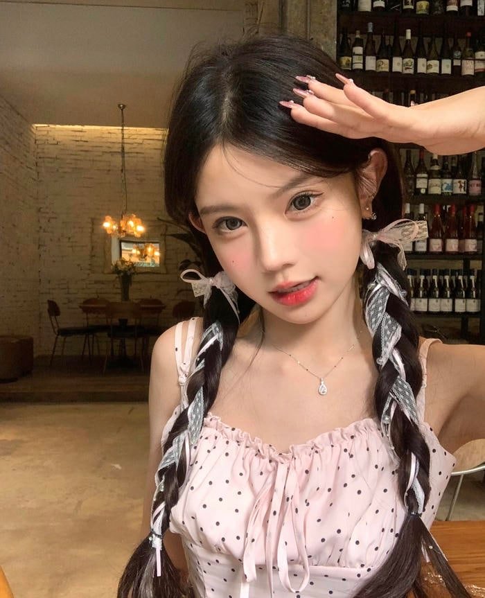 Hình gái xinh 2k8 vẻ ngoài đáng yêu phù hợp lứa tuổi học sinh