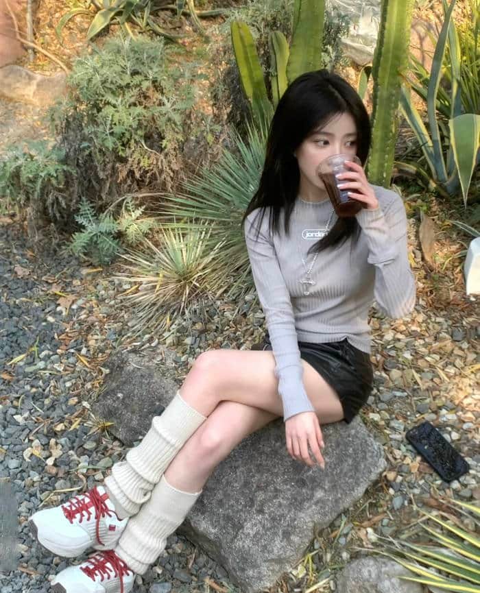 Hình gái xinh 2k9 khuôn mặt dễ mến phù hợp hình ảnh học đường