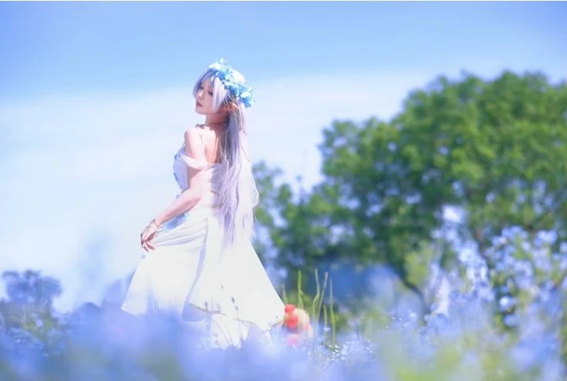 Ảnh Cosplay Frieren Đẹp Lung Linh Quyến Rũ