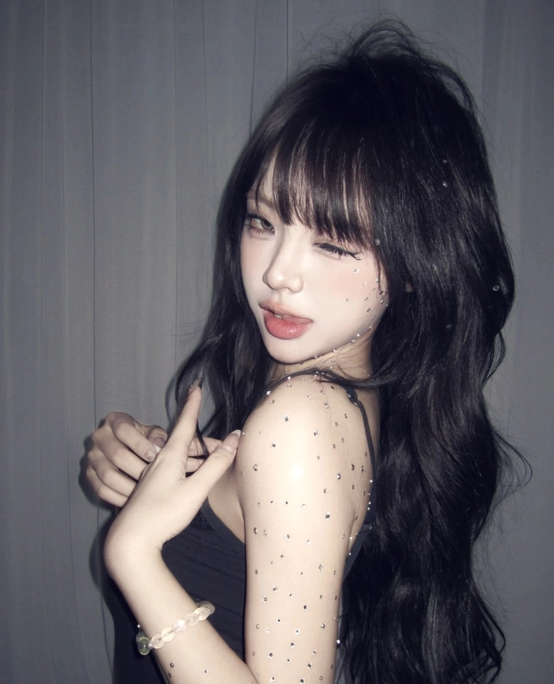 Cô nàng 9x sở hữu nét đẹp trưởng thành đầy cuốn hút