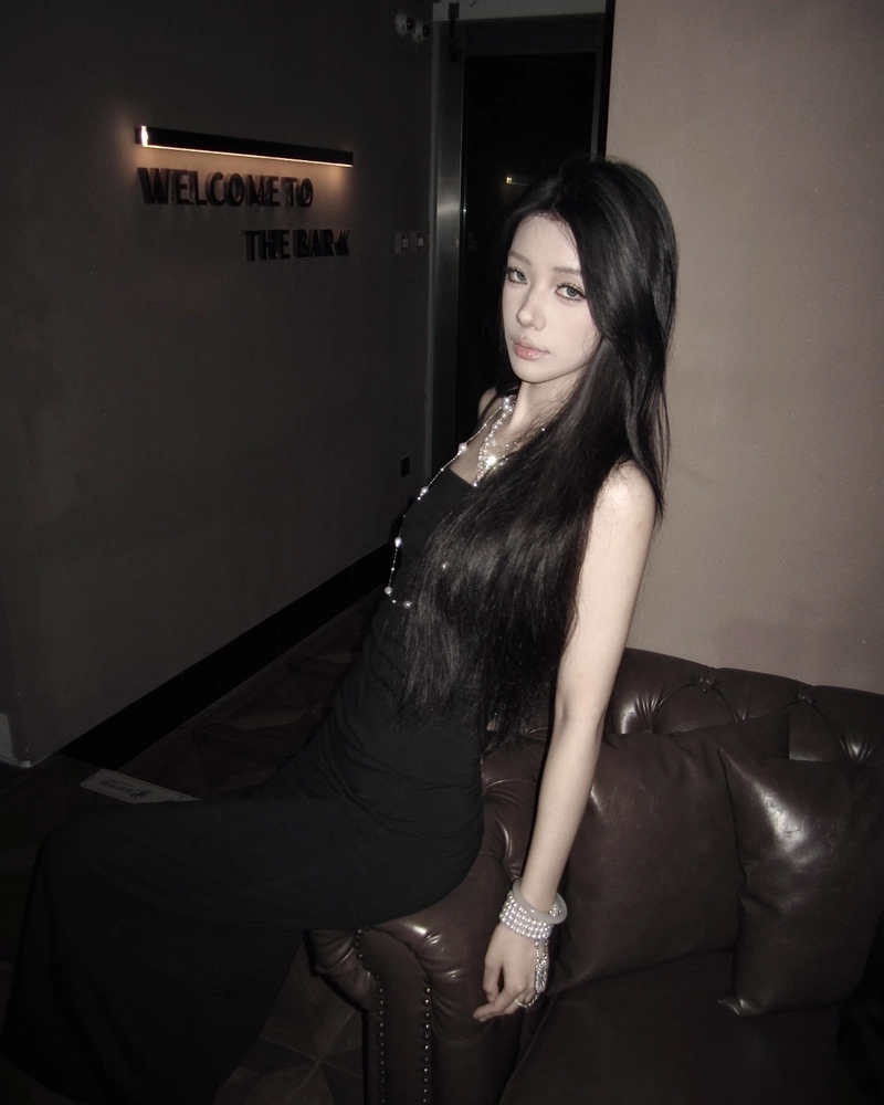 Diện mạo tinh tế gái xinh 9x rất xinh đẹp