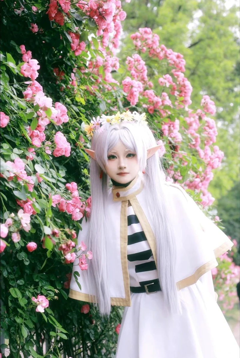 Frieren Cosplay Ảnh Hoàn Hảo Tinh Tế Ấn Tượng