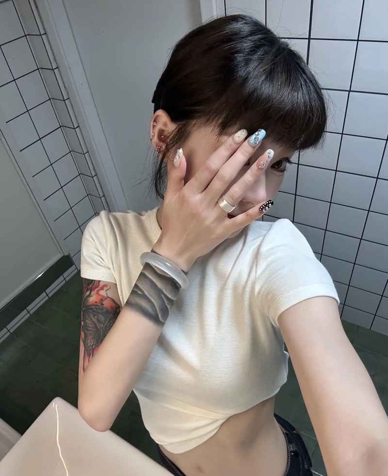 Gái xinh xăm mình mang vẻ đẹp lạnh lùng cuốn hút