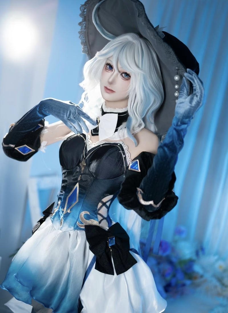 Hình Furina cosplay mang nét cuốn hút giàu cảm xúc