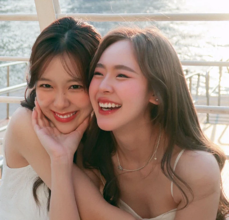 Hình Sex Les Cuồng Nhiệt Gợi Tình