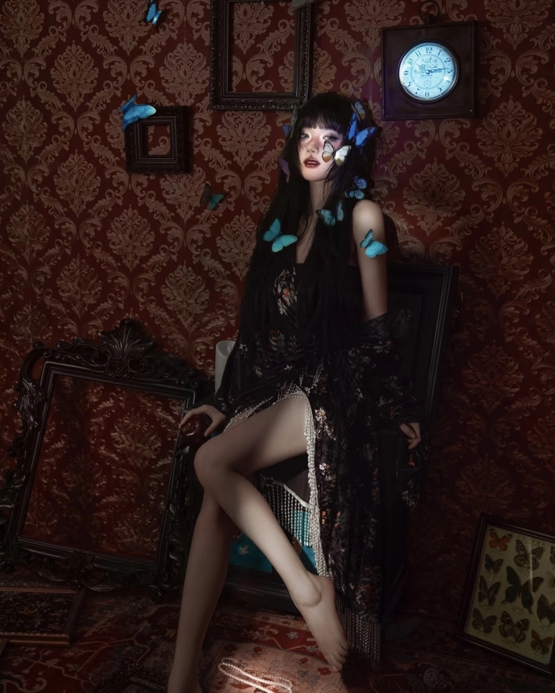 Thần thái thanh lịch gái xinh tóc dài cuốn hút