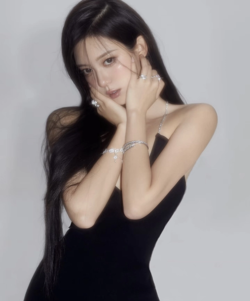 Vẻ đẹp nhẹ nhàng thanh thoát của girl xinh