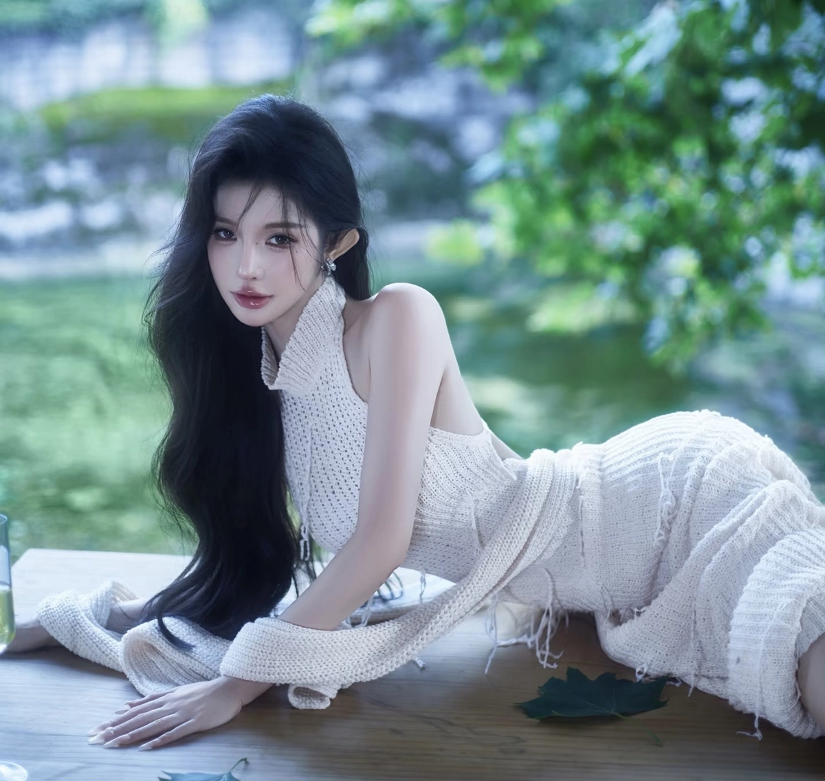 gái xinh tóc dài thumbnail