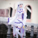 Ảnh cosplay Emilia xinh đẹp lung linh