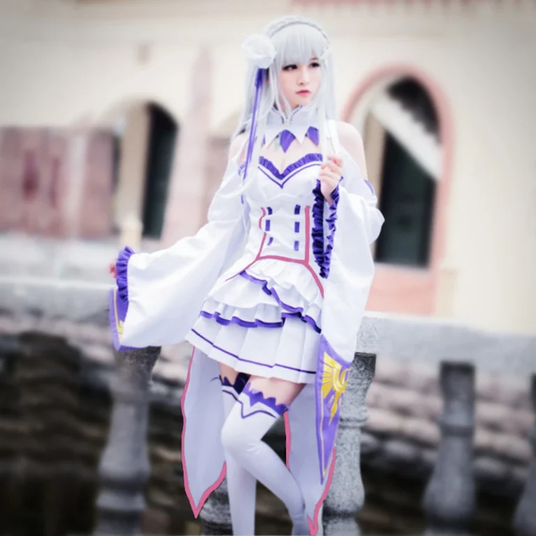 199+ ảnh cosplay Emilia xinh đẹp khiến fan Re:Zero mê mẩn