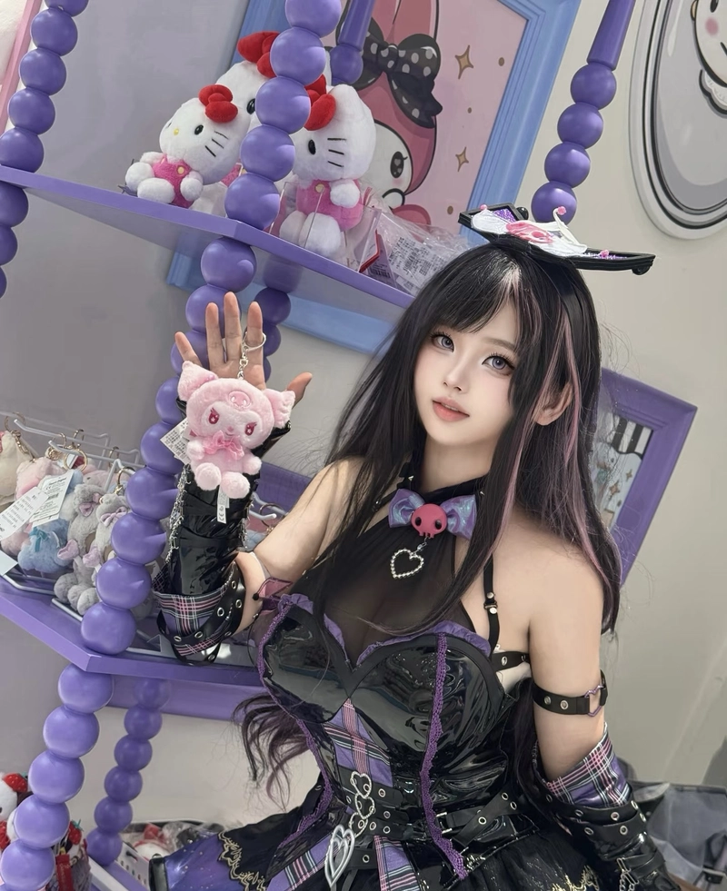 Ảnh tóc đen dài đẹp cosplay Kurumi xinh