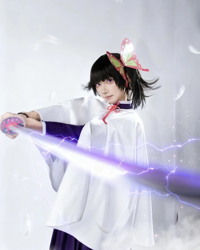 Cosplay Kanao ánh mắt trong trẻo tạo cảm giác yên bình