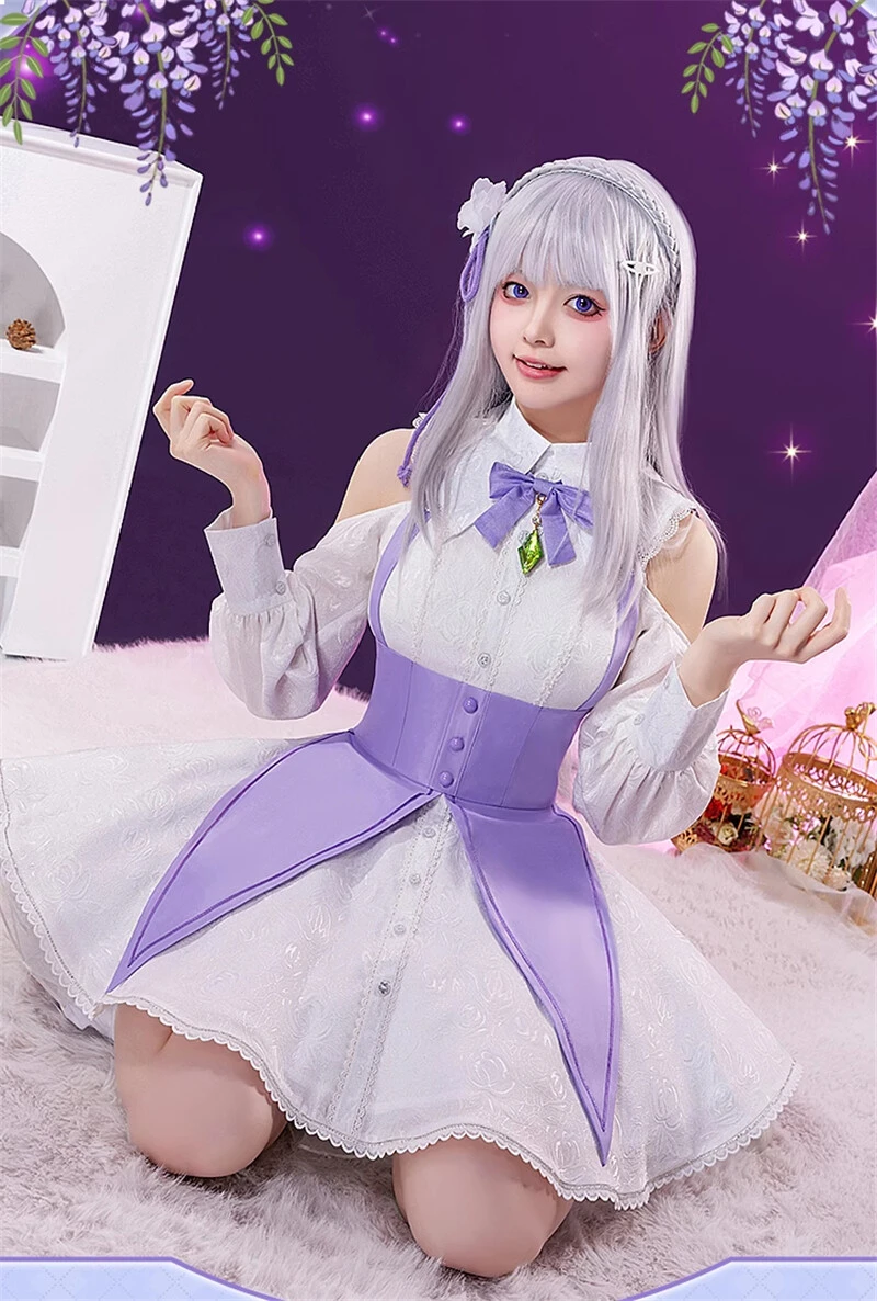 Hình Emilia cosplay dễ thương ngọt ngào