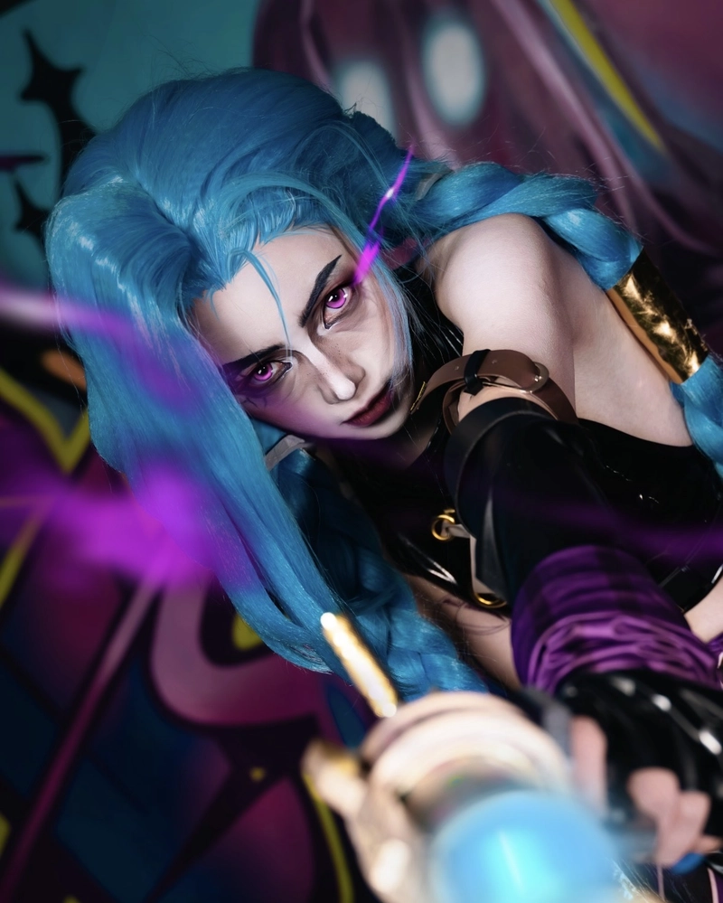 Hình Jinx cosplay khí chất hoang dại tạo cảm giác khác lạ