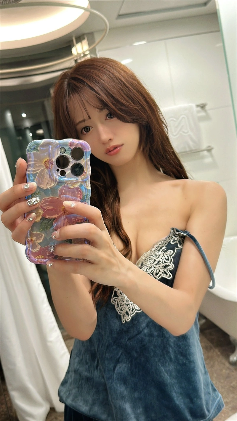 Hình ảnh sex Airi Kijima khoe vú