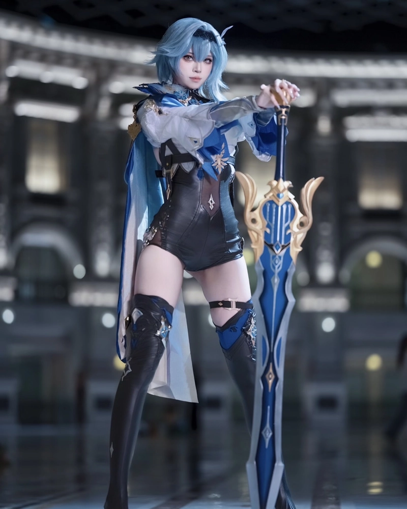 Hình gái xinh cosplay Genshin Impact mang màu sắc anime đặc trưng