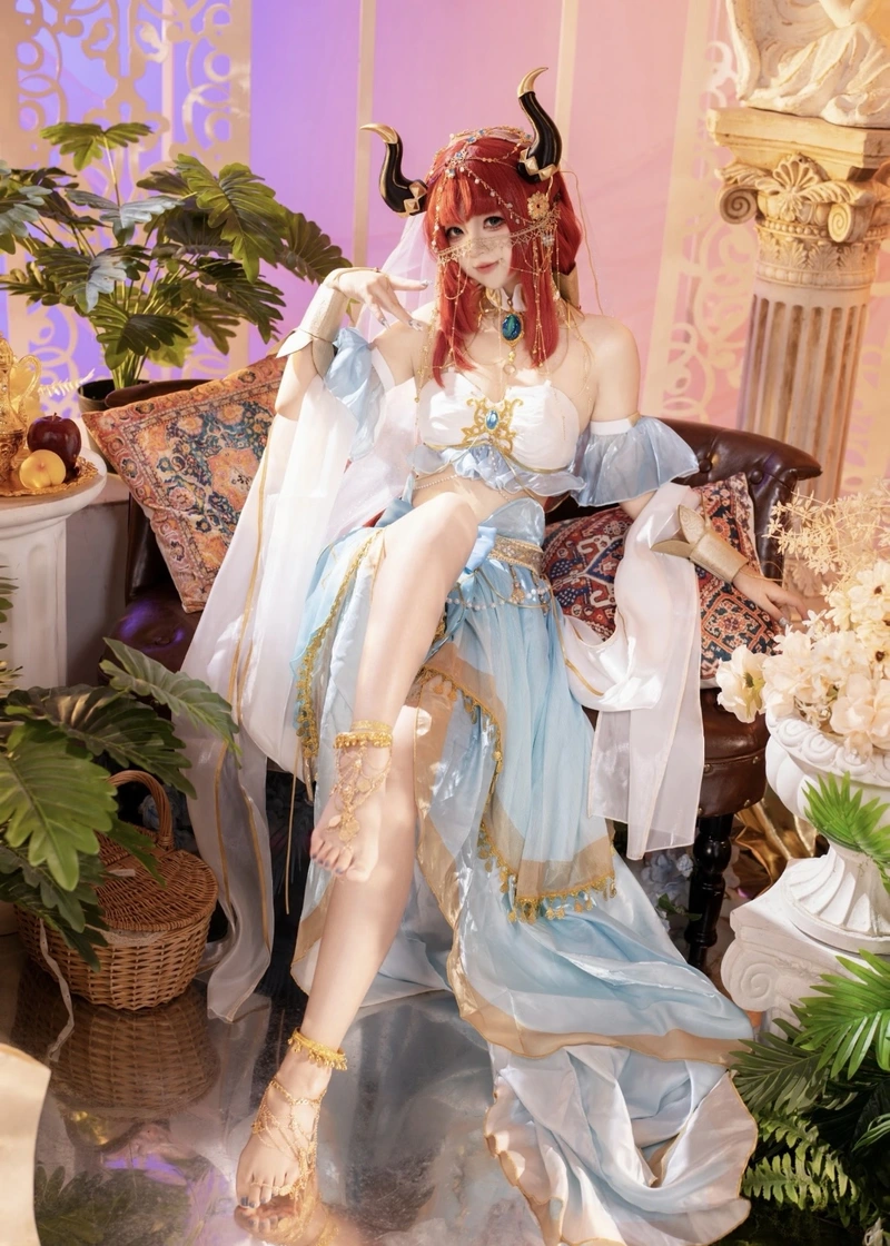 Hình gái xinh cosplay Genshin Impact tạo tổng thể anime bắt mắt