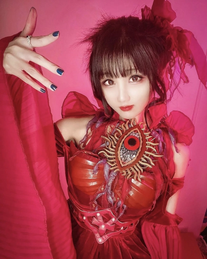 Neneko cosplay biểu lộ cảm xúc tinh nghịch đầy cuốn hút