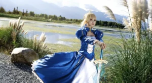 ảnh Saber cosplay thumbnail