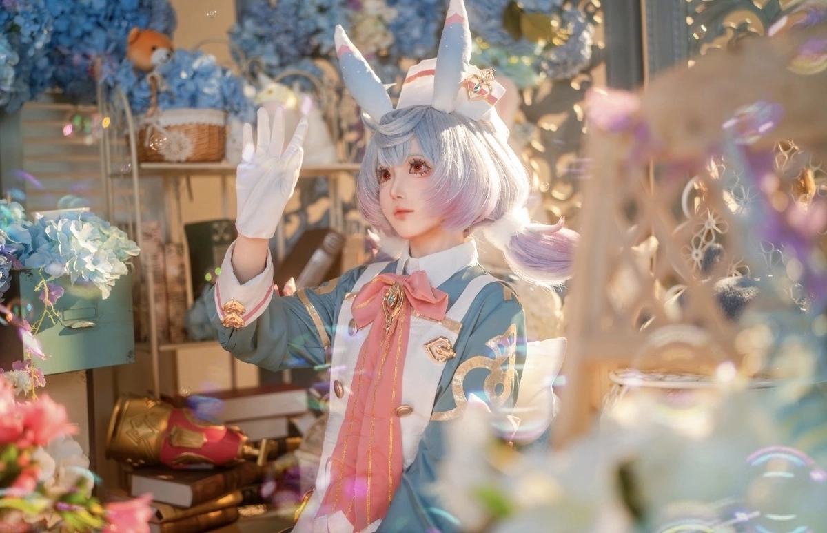 ảnh gái xinh cosplay Genshin Impact thumbnail