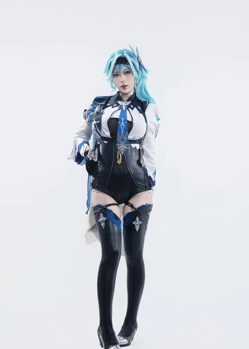 Ảnh Eula cosplay mang vẻ đẹp huyền bí cuốn mắt