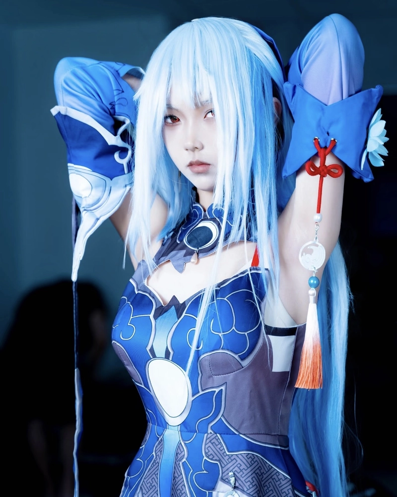 Ảnh Jingliu cosplay mang vẻ đẹp trầm tĩnh sâu lắng